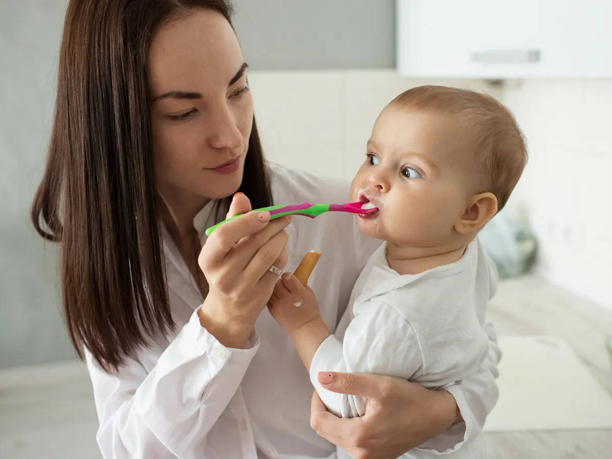 صورة لطفل المصدر Freepik يرفض الطعام