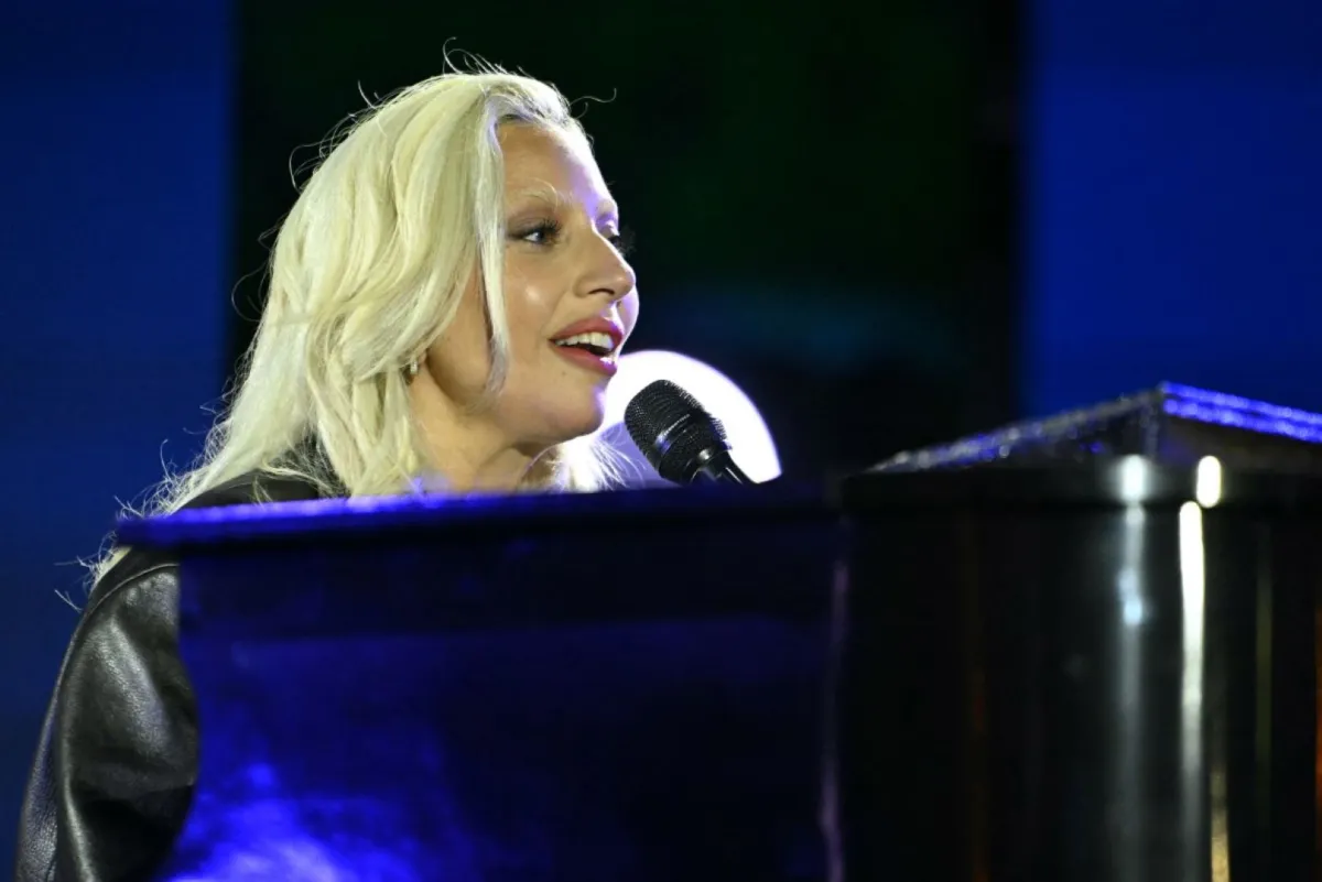 ليدي غاغا في فيلادلفيا بنسلفانيا (Lady Gaga in Philadelphia, Pennsylvania). مصدر الصورة: ANDREW CABALLERO-REYNOLDS / AFP