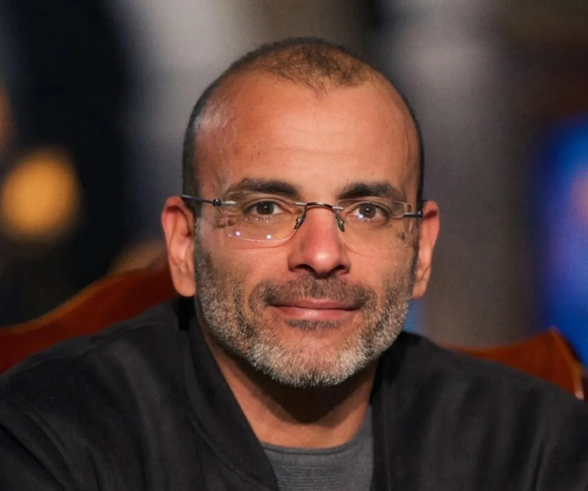 أيمن بهجت قمر - الصورة من صفحته على فيسبوك