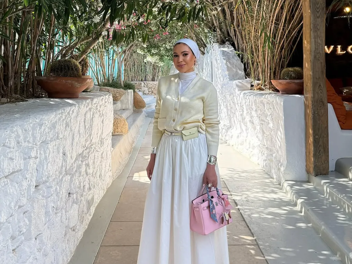 مدونة الموضة منة نبيل - الصورة من حسابها على إنستغرام