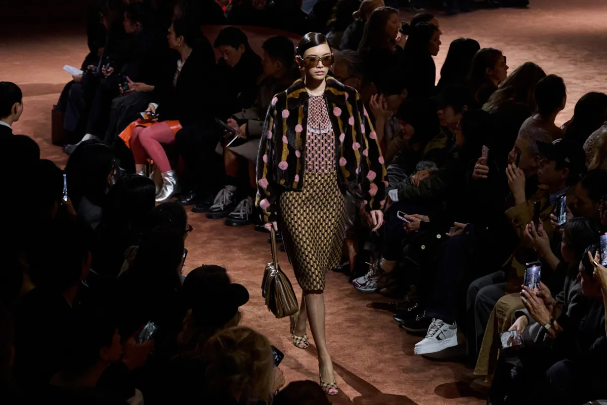 إطلالة من فندي Fendi - الصورة من Launchmetrics/Spotlight ©