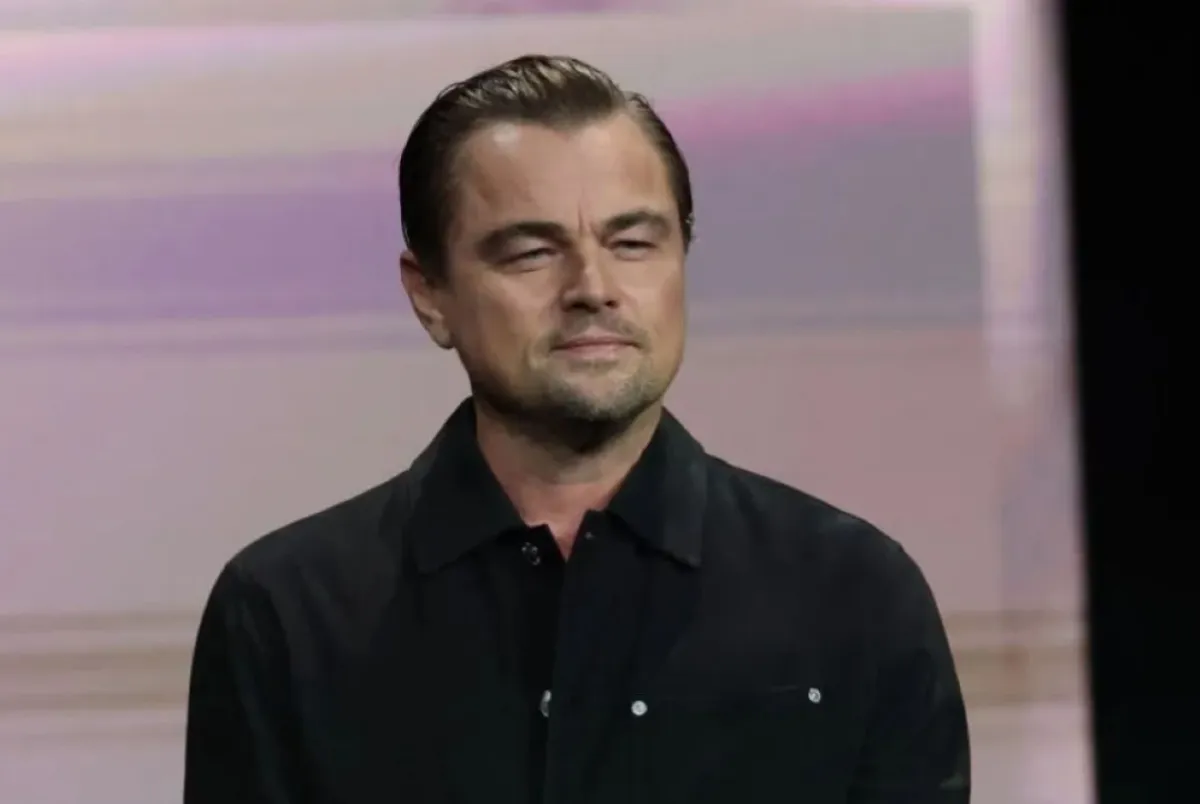 ليوناردو دي كابريو في الكولوسيوم في قصر سيزرز في لاس فيغاس، نيفادا (Leonardo DiCaprio at The Colosseum at Caesars Palace in Las Vegas, Nevada). مصدر الصورة: VALERIE MACON / AFP