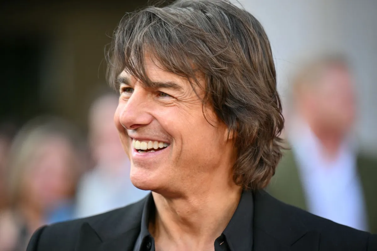 توم كروز في مركز لينكولن فاونتن بلازا في نيويورك (Tom Cruise at the Lincoln Center Fountain Plaza in New York). مصدر الصورة: ANGELA WEISS / AFP