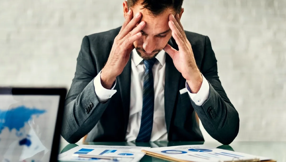 شركتك لا تحقق النمو؟ - الصورة من freepik  تصوير  rawpixel.com