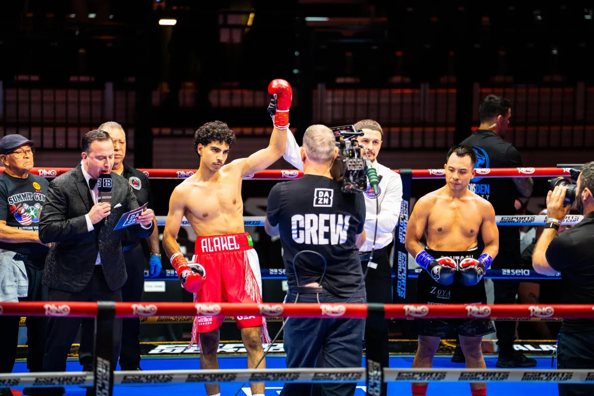 الملاكم السعودي محمد العقل يسجل انتصاره الخامس