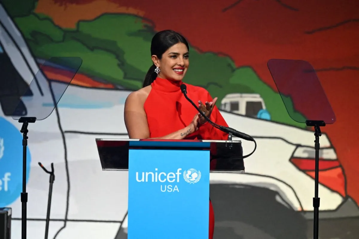 بريانكا شوبرا في حفل منظمة اليونيسف في نيويورك عام 2019- Priyanka Chopra at 15th Annual UNICEF Snowflake Ball 2019 in New York City- مصدر الصورة Noam Galai / GETTY IMAGES NORTH AMERICA / Getty Images via AFP