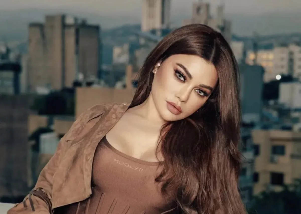 هيفاء وهبي- الصورة من صفحتها الرسمية على الفيسبوك