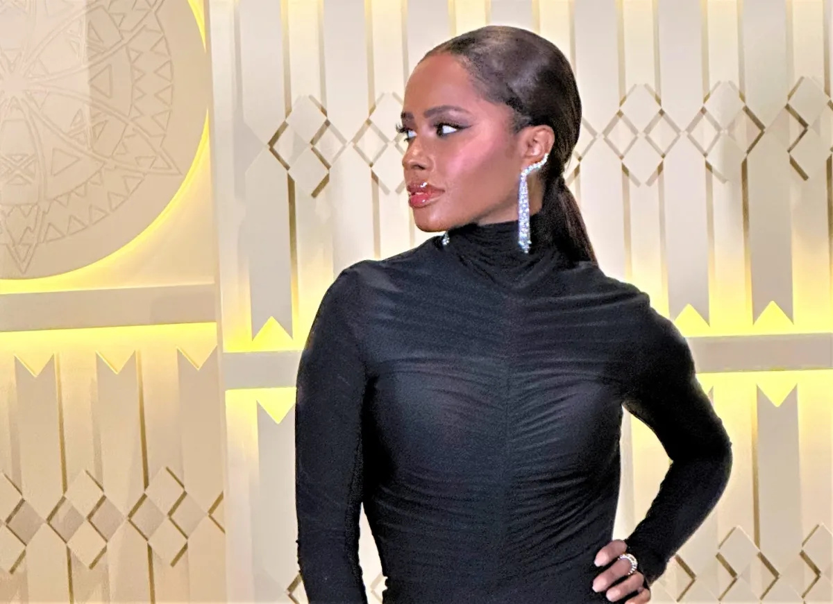 داليا مبارك- الصورة  خاصة بسيدتي  من تصوير زكية البلوشي