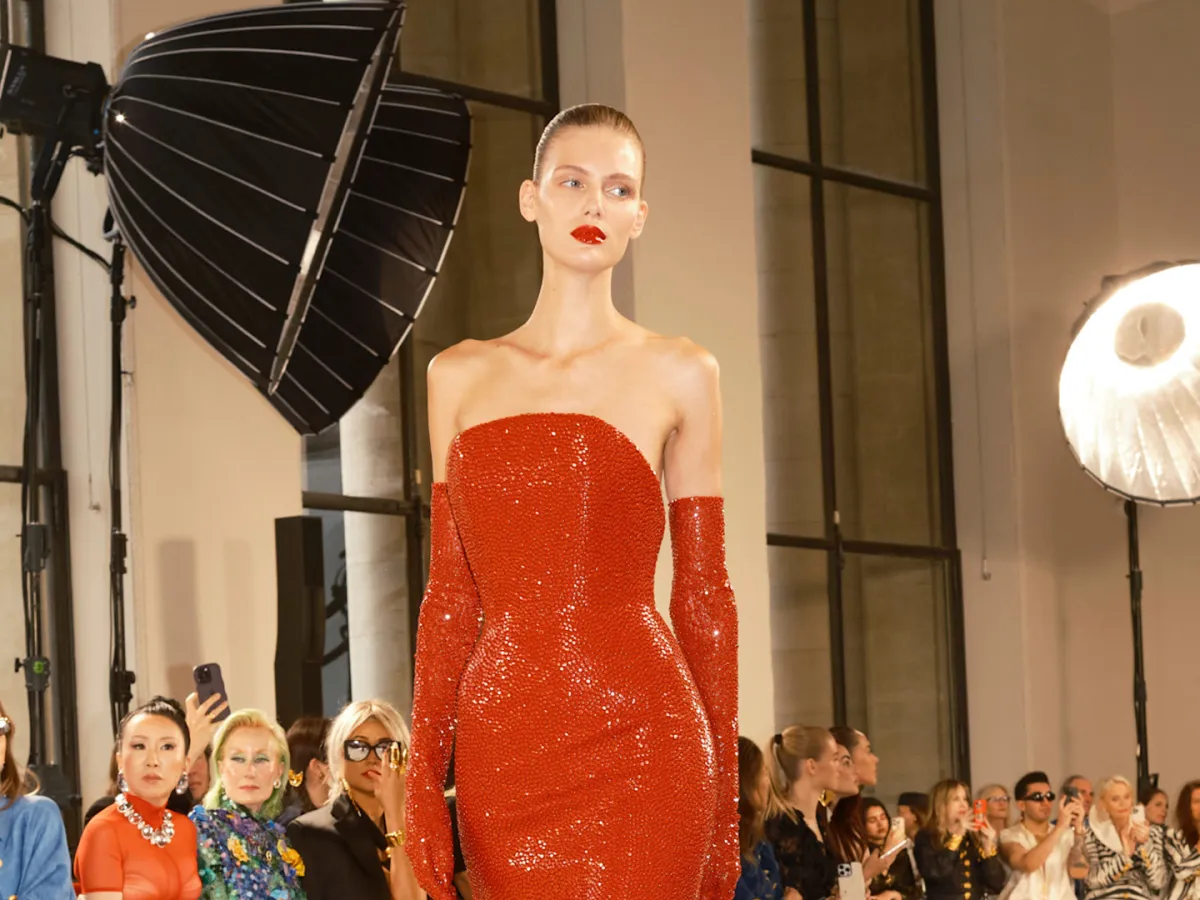 فستان من سكياباريلي Schiaparelli - الصورة من Launchmetrics/Spotlight ©