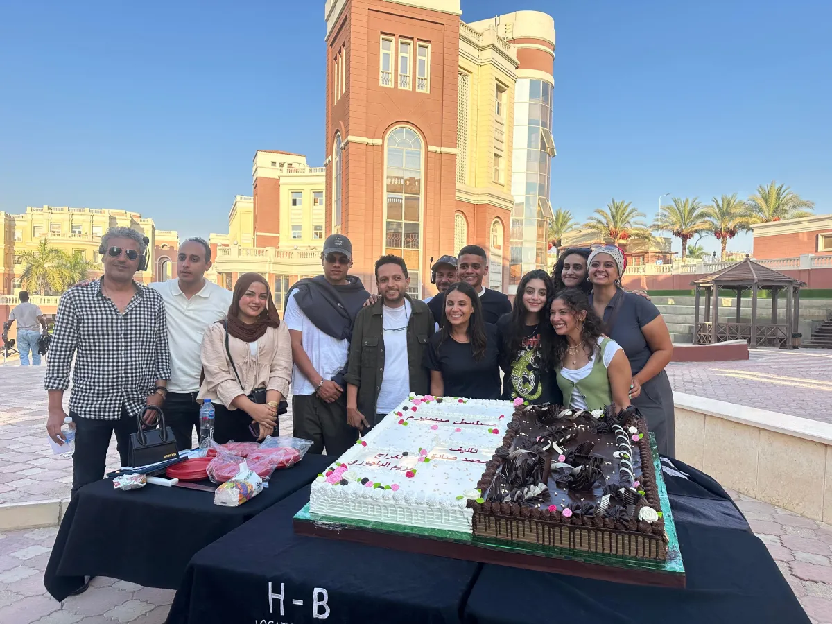 كواليس تصوير مسلسل ميدترم - الصورة من المركز الإعلامي للشركة المنتجة