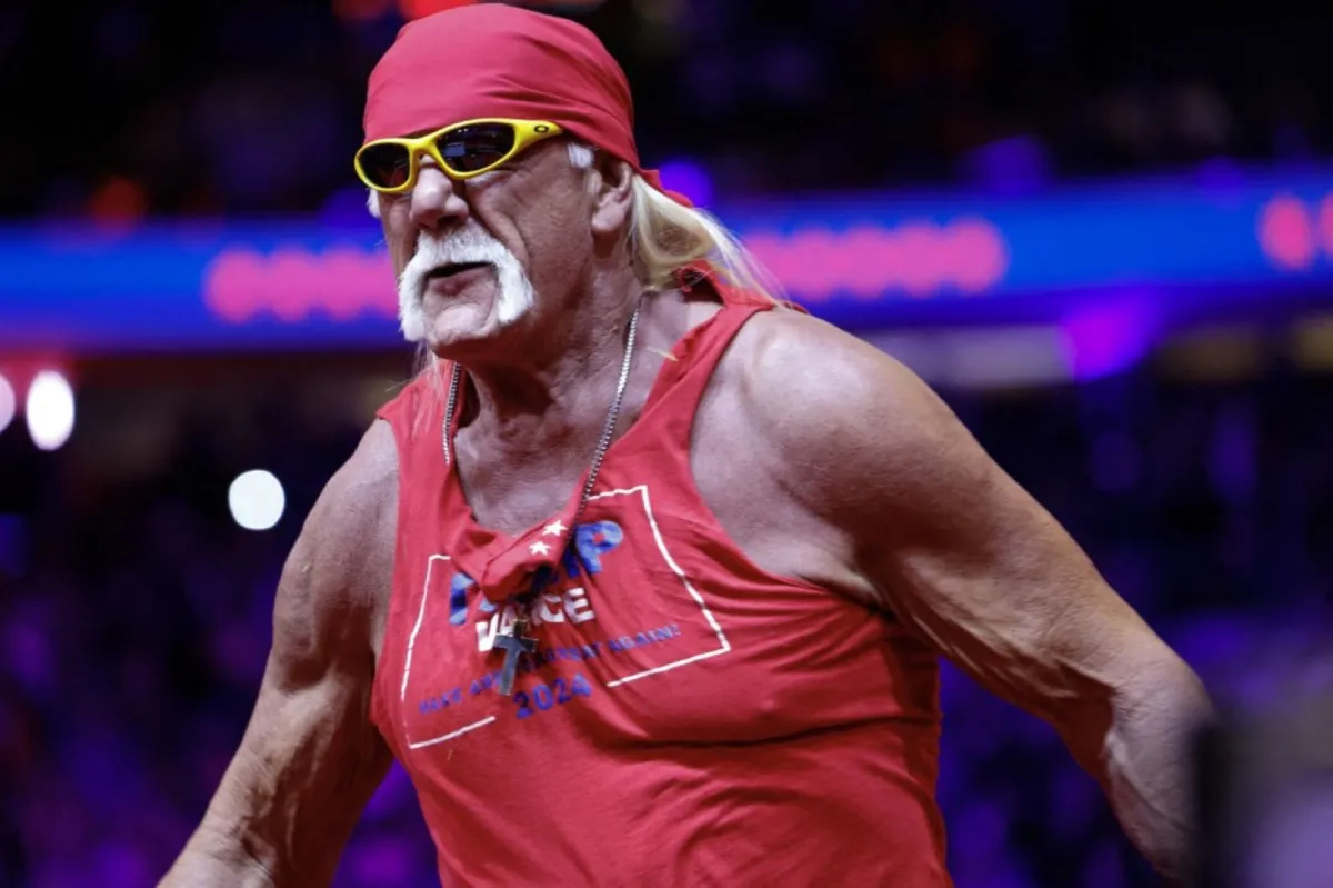 هالك هوجان في حديقة ماديسون سكوير في مدينة نيويورك (Hulk Hogan at Madison Square Garden in New York City). مصدر الصورة: Anna Moneymaker/Getty Images/AFP