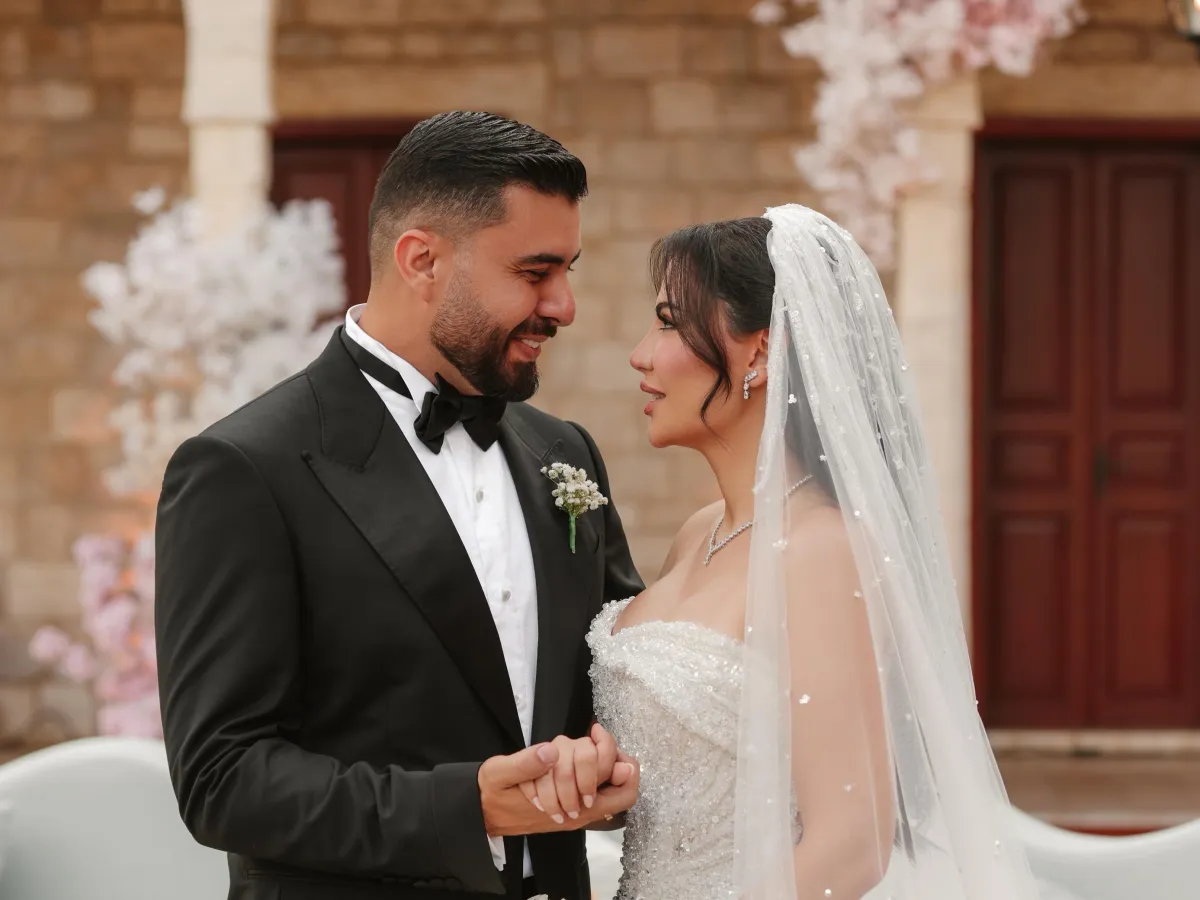 جلسة التصوير الرسمية لحفل زفاف ستار سعد وعروسه هاجر - الصورة من مكتبه الصحفي