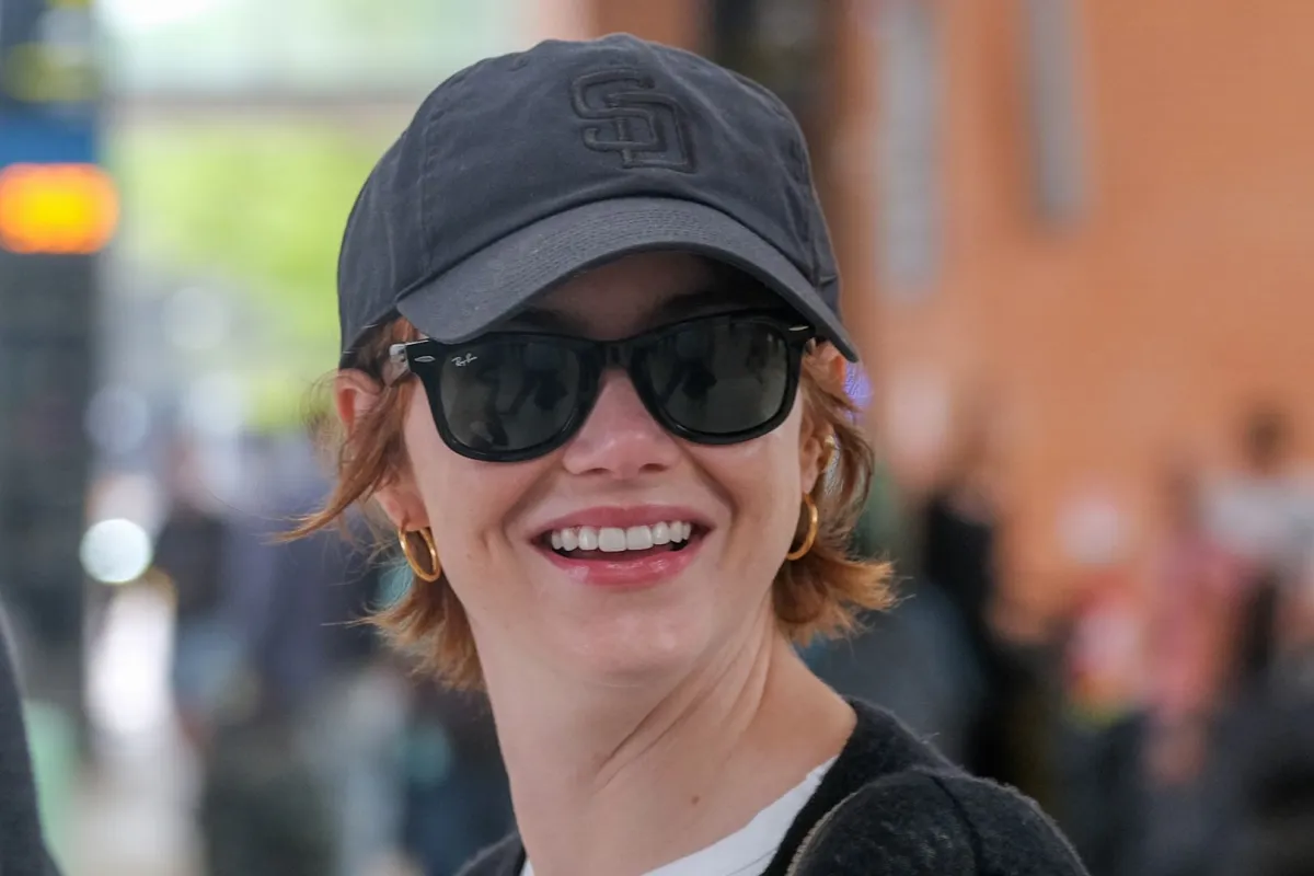 إيما ستون في فينيسيا إيطاليا (Emma Stone in Venice, Italy). مصدر الصورة: Stefano Mazzola/GC Images