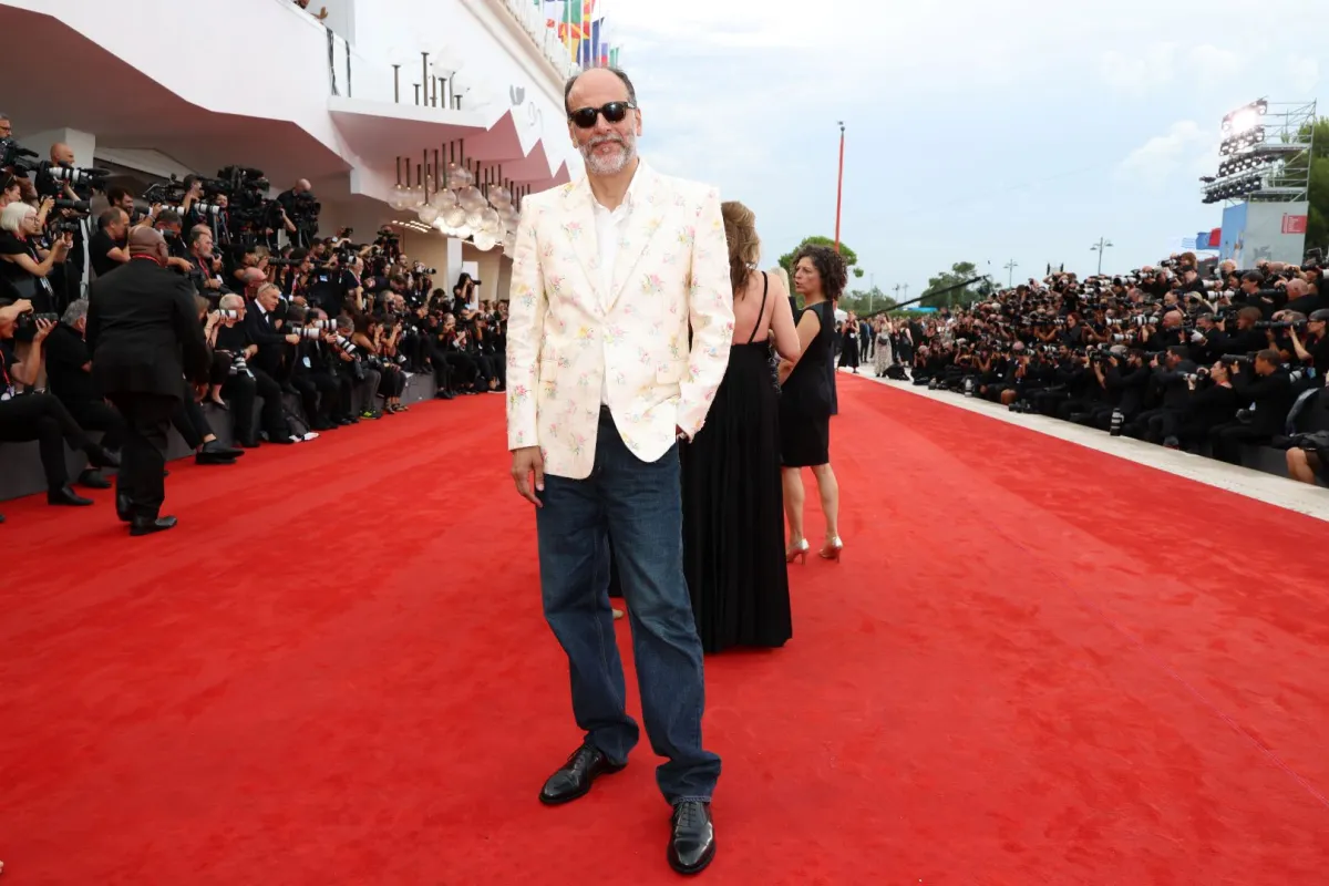 لوكا غوادنينو في مهرجان فينيسيا إيطاليا 2025(Luca Guadagnino in Venice, Italy). مصدر الصورة: Pascal Le Segretain/Getty Images