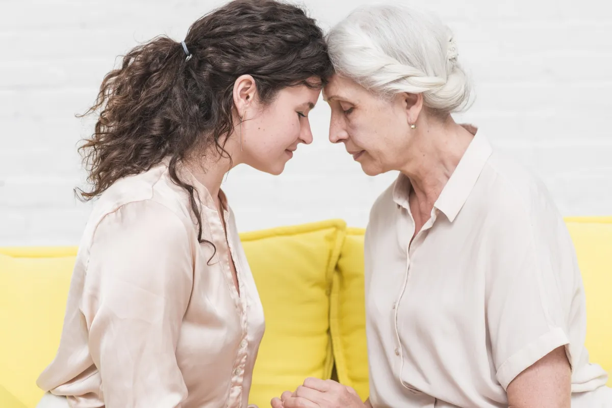 أجمل عبارات عن الجدات- مصدر الصورة freepik 