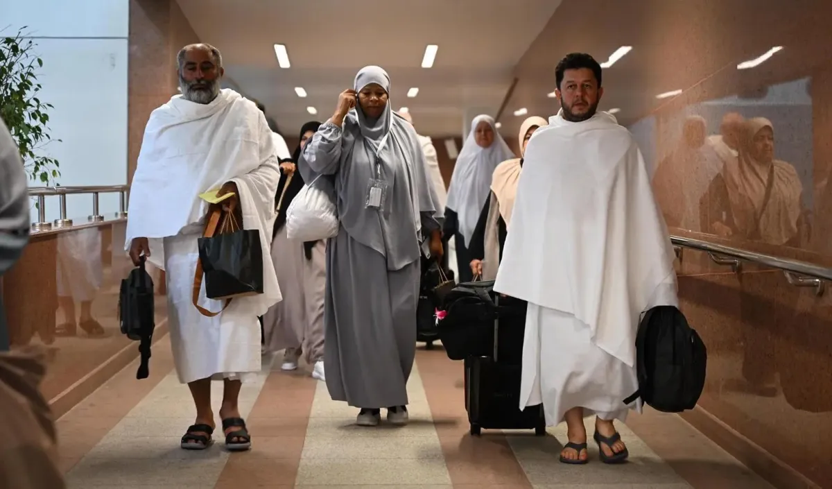 السعودية تستقطب 1.2 مليون معتمر منذ انطلاق موسم عمرة 1447هـ - الصورة من وكالة الأنباء السعودية "واس"