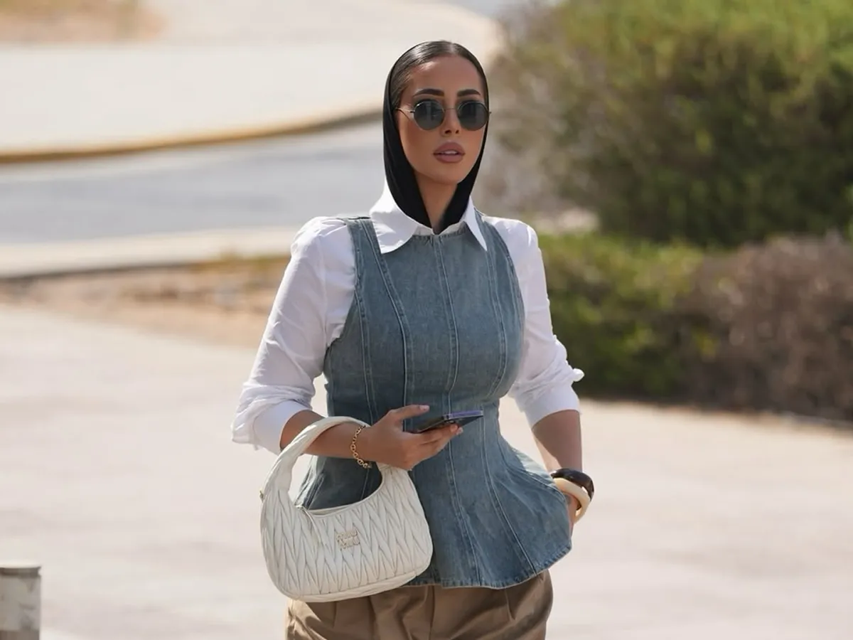 مدونة الموضة أماني فوزي - الصورة من حسابها على إنستغرام