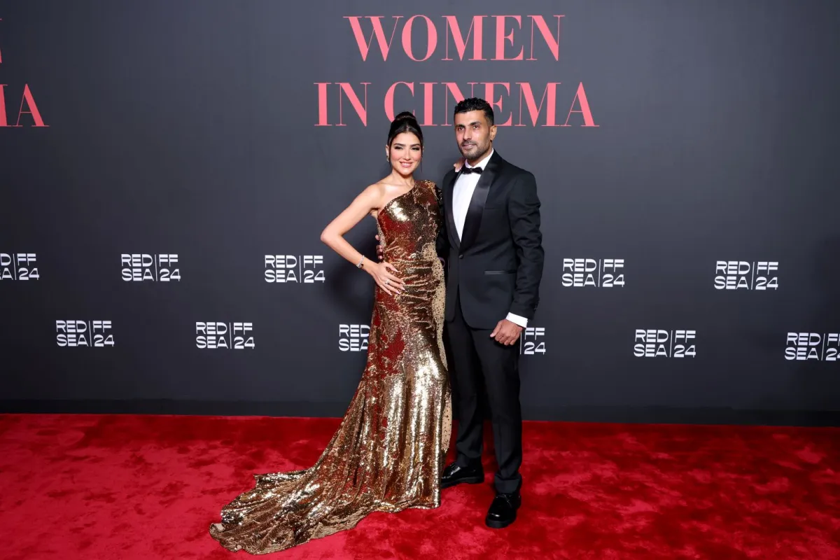 المخرج محمد سامي وزوجته النجمة مي عمر من مهرجان البحر الأحمر السينمائي - مصدر الصورة Photo by Daniele Venturelli / Getty Images / for The Red Sea International Film Festival