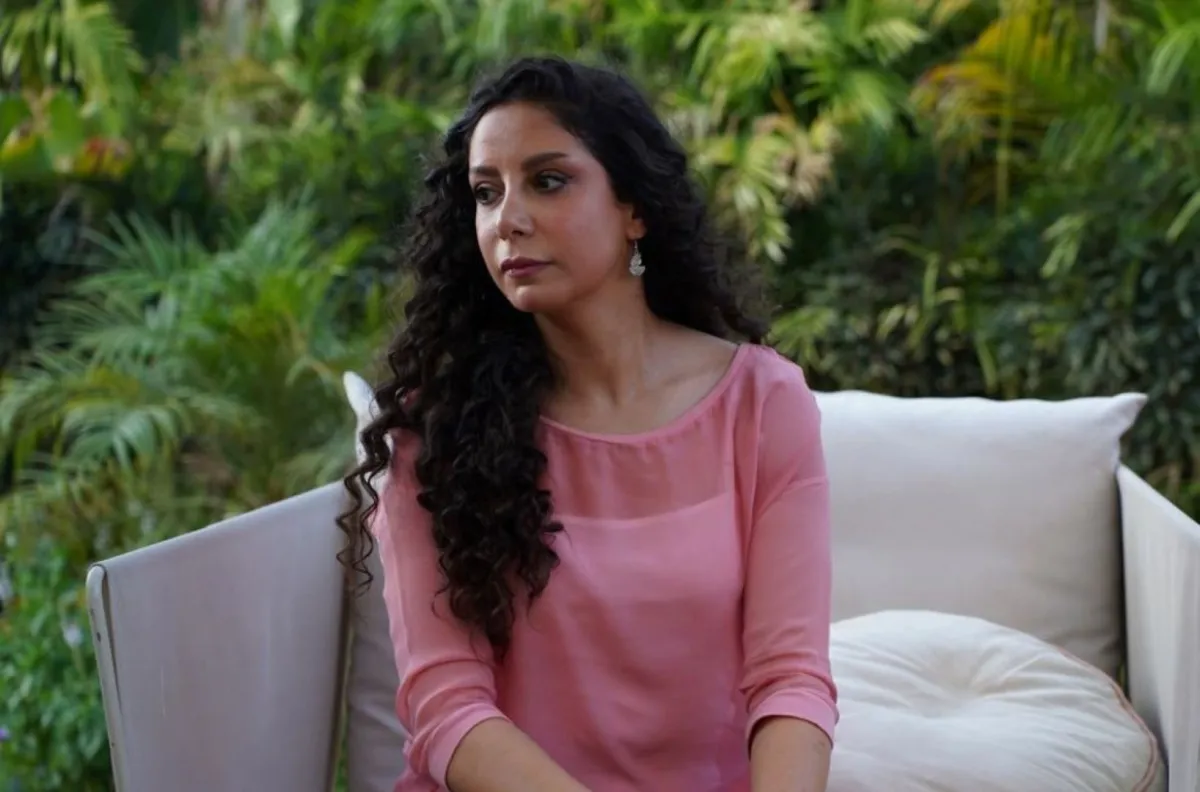 ياسمين رحمي في كواليس حكاية هند - الصورة من المركز الإعلامي للمسلسل