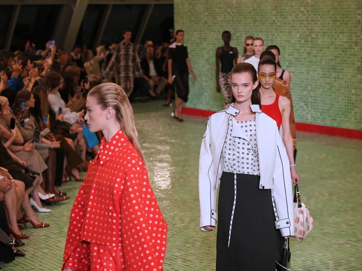 إطلالة من توري بورش Tory Burch - الصورة من Launchmetrics/Spotlight ©