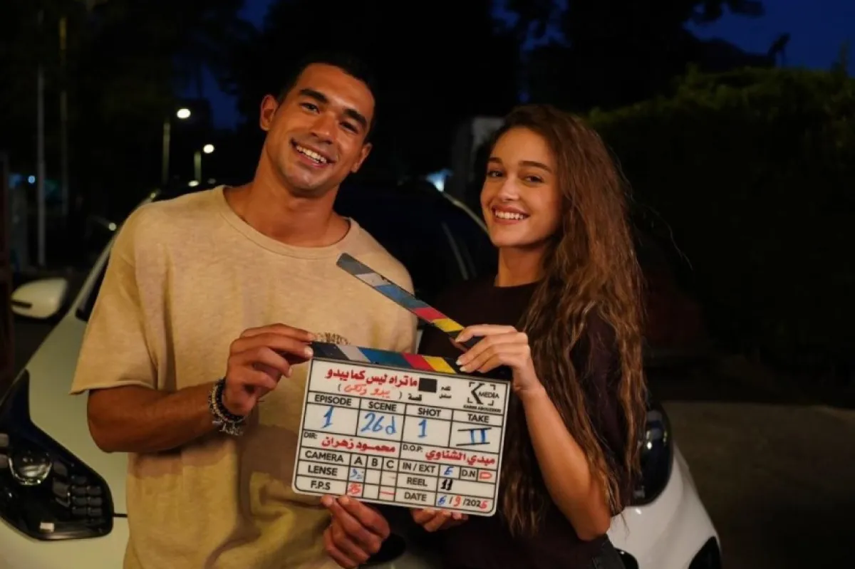 نور إيهاب ويوسف عمر من كواليس ما تراه ليس كما يبدو- الصورة من المركز الإعلامي للمسلسل