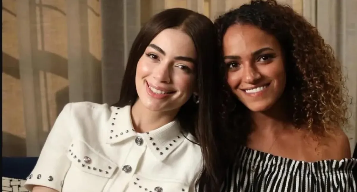 ليلى زاهر والمؤلفة هند عبد الله- الصورة من حساب ليلى على إنستغرام