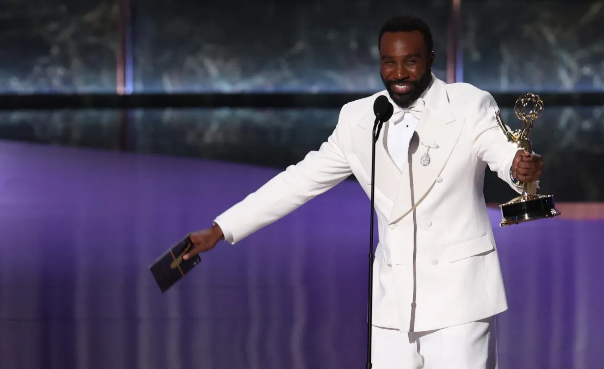 تراميل تيلمان Tramell Tillmanمن حفل جوائز إيمي برايمتايم 2025. مصدر الصورة: VALERIE MACON / AFP