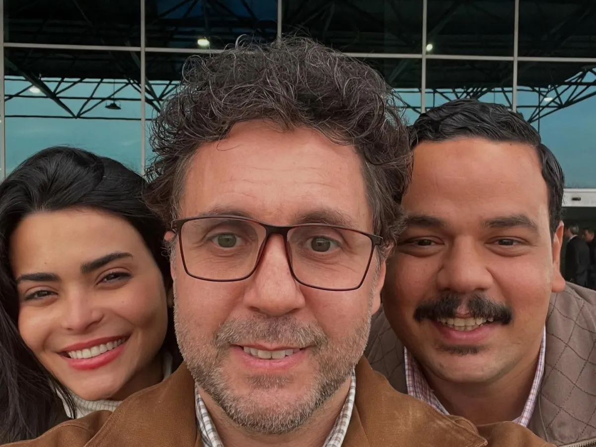 هشام ماجد وأسماء جلال ومصطفى غريب -الصورة من حساب هشام ماجد على إنستغرام