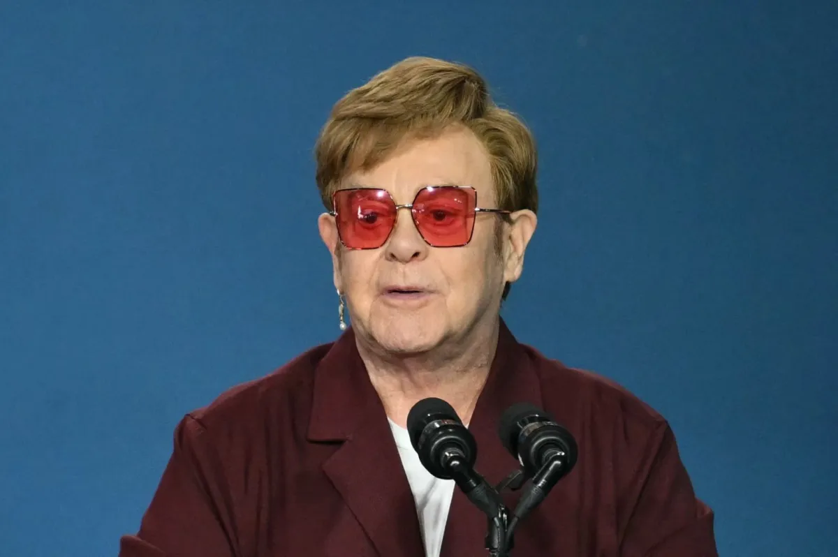 إلتون جون في نيويورك ( Elton John in New York). مصدر الصورة: ANGELA WEISS / AFP