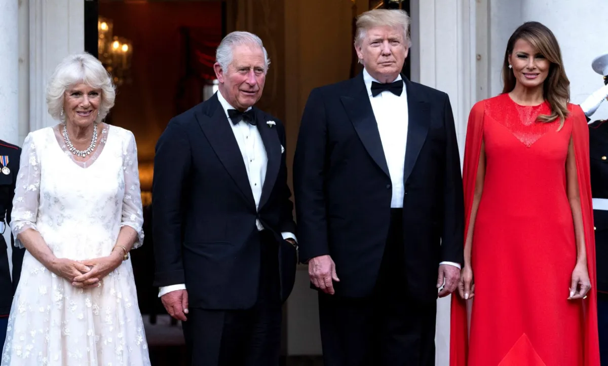 الرئيس دونالد ترامب وميلانيا ترامب والأمير تشارلز وزوجته كاميلا دوقة كورنوال (President Donald Trump and Melania Trump, Prince Charles and his wife Britain's Camilla, Duchess of Cornwall). مصدر الصورة: Niklas HALLE'N / AFP