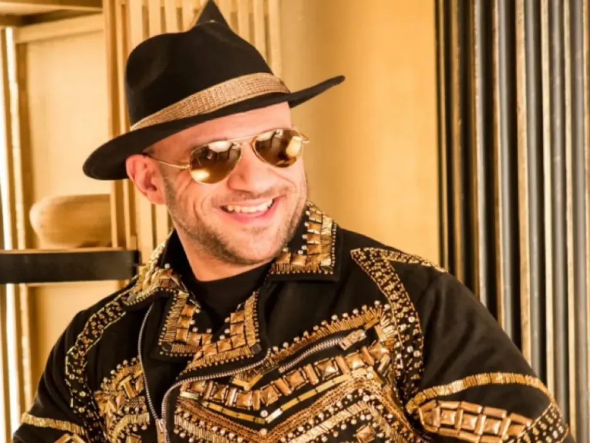 أحمد مكي- الصورة من صفحته الرسمية على فيس بوك