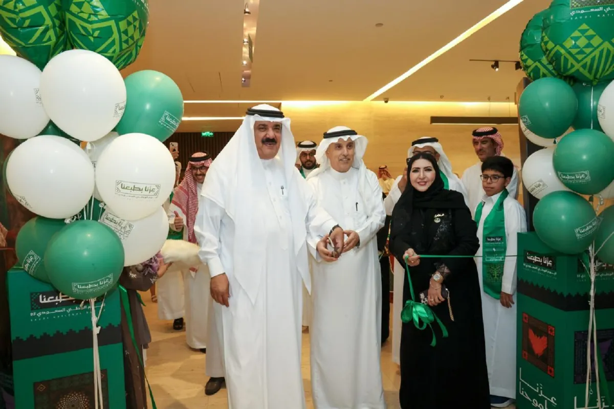 افتتاح معرض "عزنا بطبعنا" - الصورة من الجمعية السعودية للفنون التشكيلية