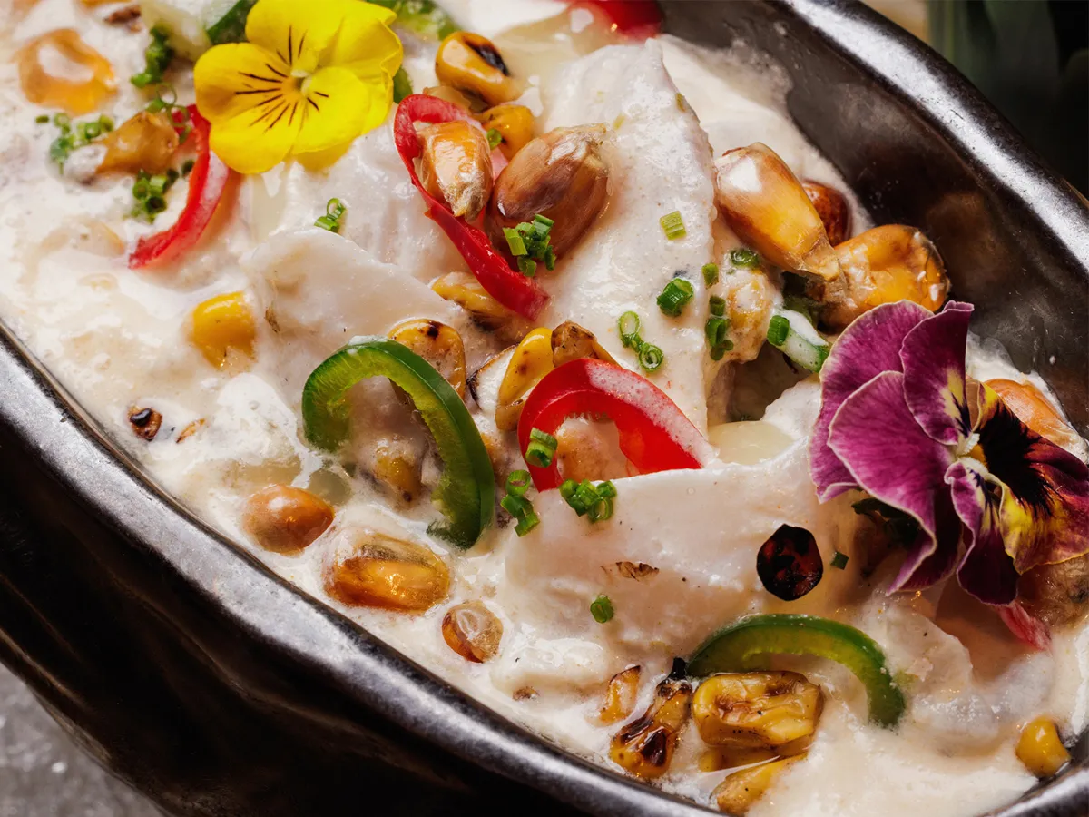 أطباق يابانية نابضة بالحياة