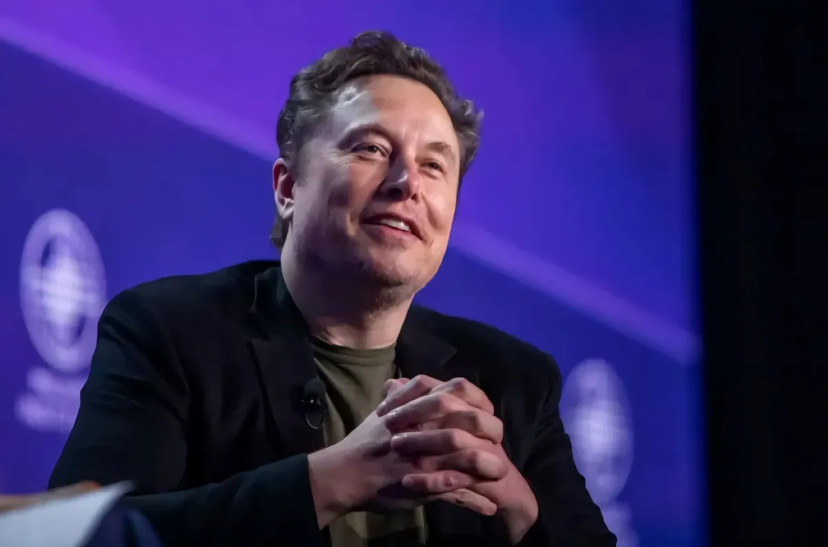 إيلون ماسك (Elon Musk at the Milken Institute's Global Conference in Beverly Hills, California). مصدر الصورة: Apu Gomes/Getty Images/AFP