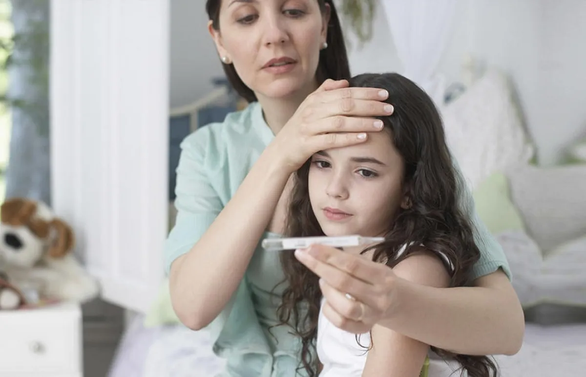 صورة لطفلة تعاني ارتفاع الحرارة