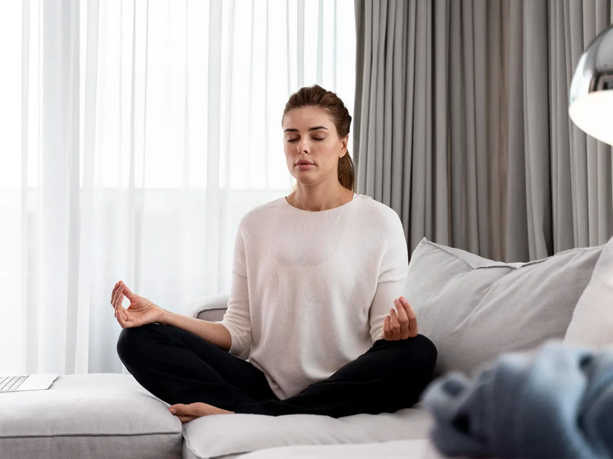 تقنيات يومية لتحسين المزاج وتقليل التوتر