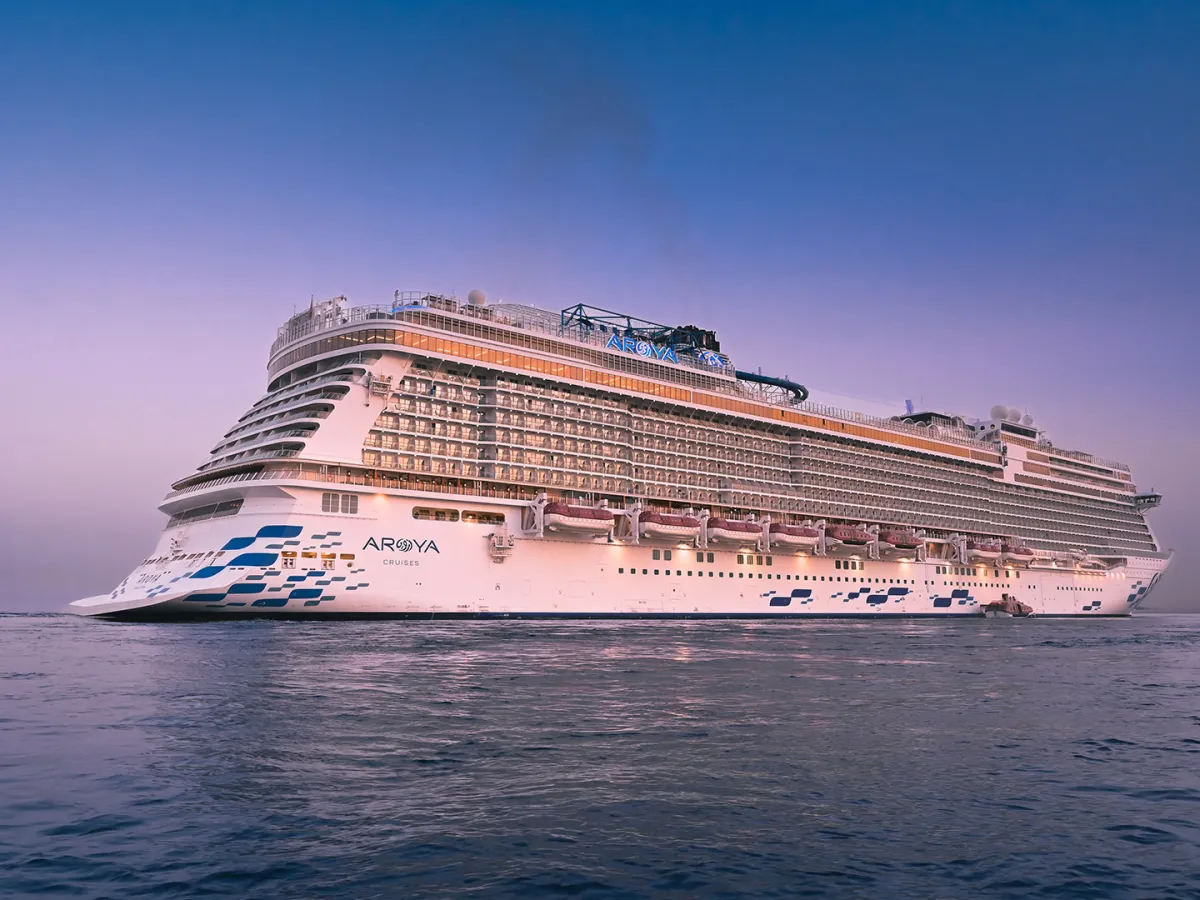 أرويا كروز  AROYA Cruises  فخامة سعودية في عالم الرحلات البحرية