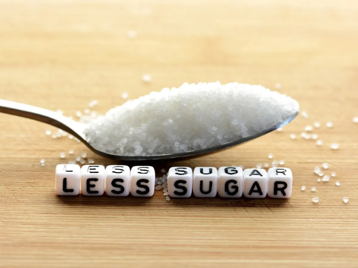 تقليل السكر يساعد على إنقاص الوزن 