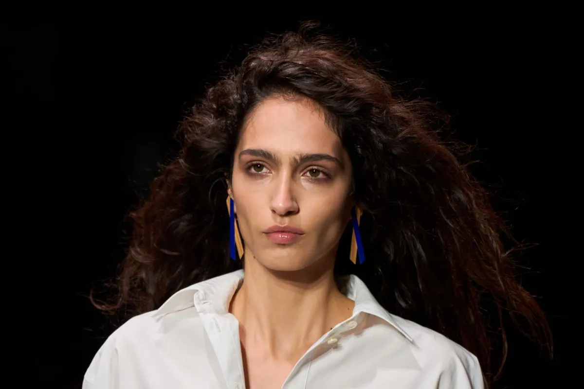 صيحات جمالية من أسبوع باريس للموضة