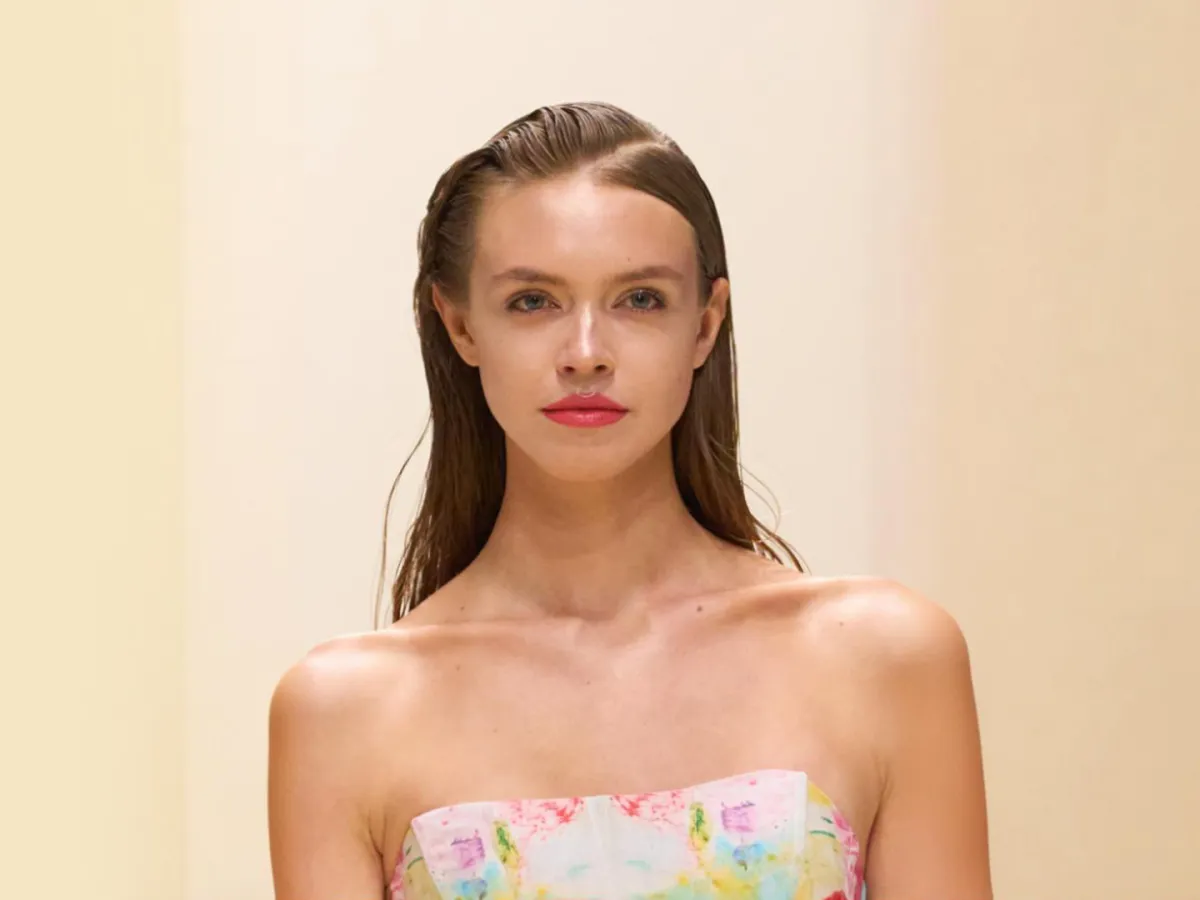 الوان أحمر شفاه خريف 2025