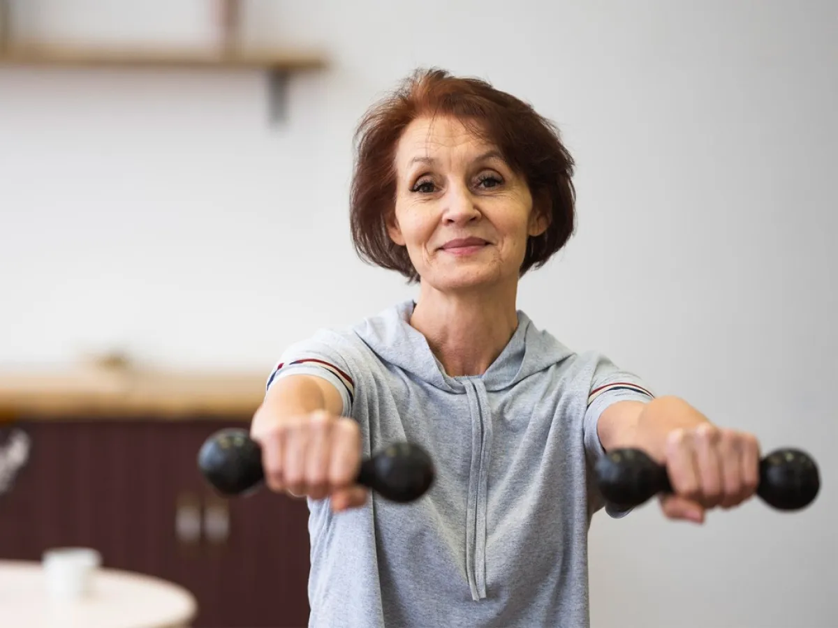 النشاط البدني في سن التقاعد ليس رفاهية بل ضرورة  Image By Freepik