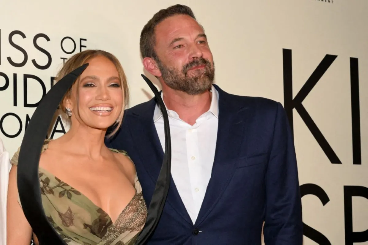 جينيفر لوبيز وبن أفليك في مدينة نيويورك (Jennifer Lopez and Ben Affleck in New York City). مصدر الصورة: Slaven Vlasic/Getty Images/AFP
