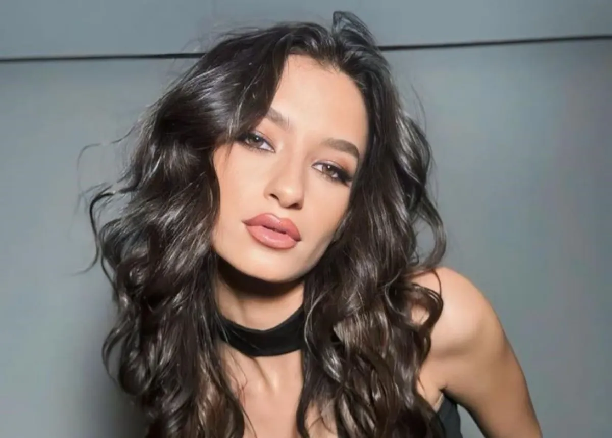 أميرة أديب - الصورة من صفحتها على فيسبوك