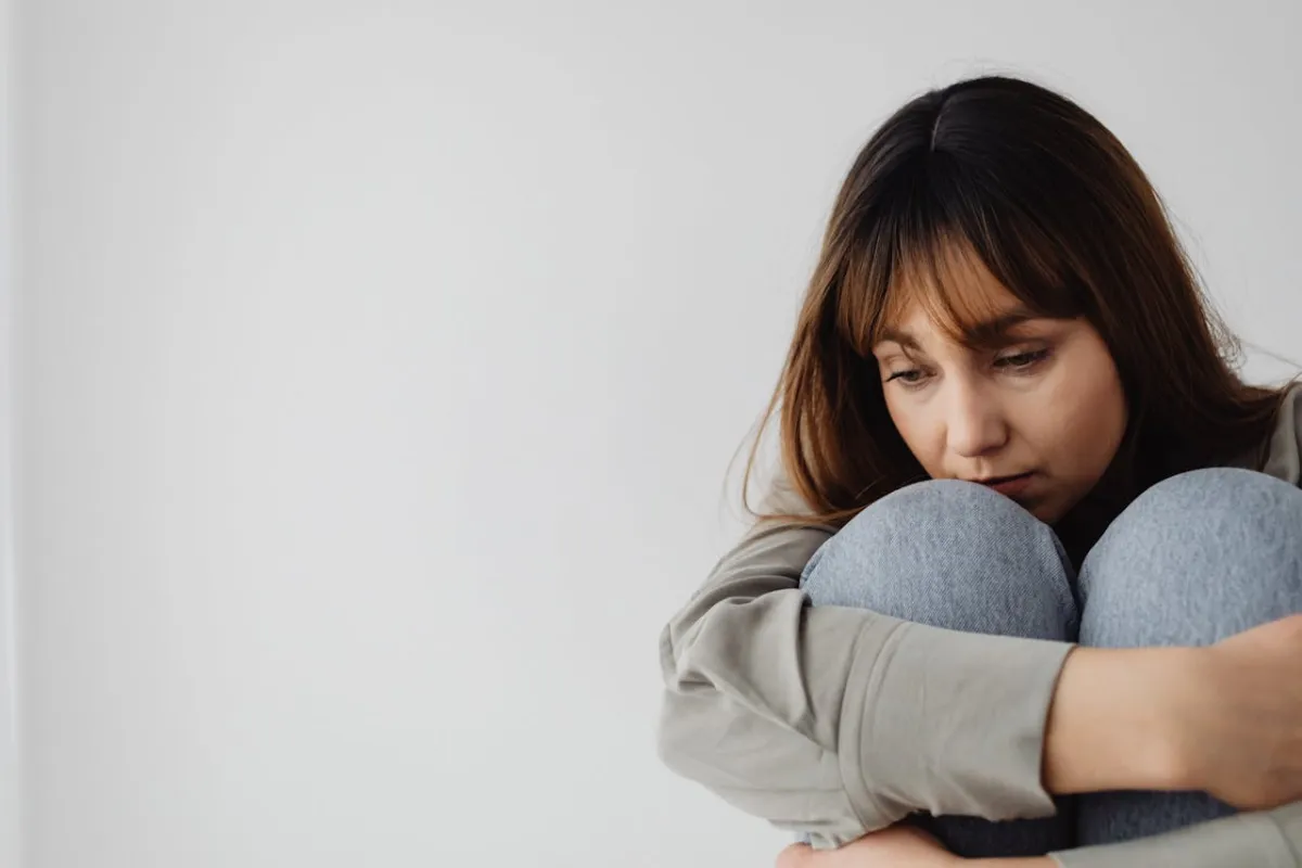 امرأة تعاني من الاكتئاب- المصدر: pexels-karolina-grabowska