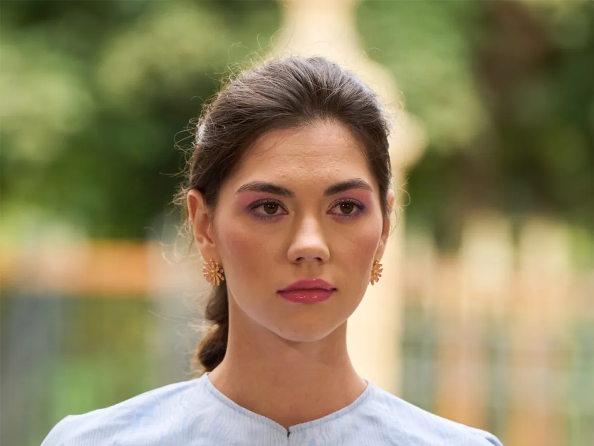 العناية بالبشرة الحساسة في أكتوبر الوردي