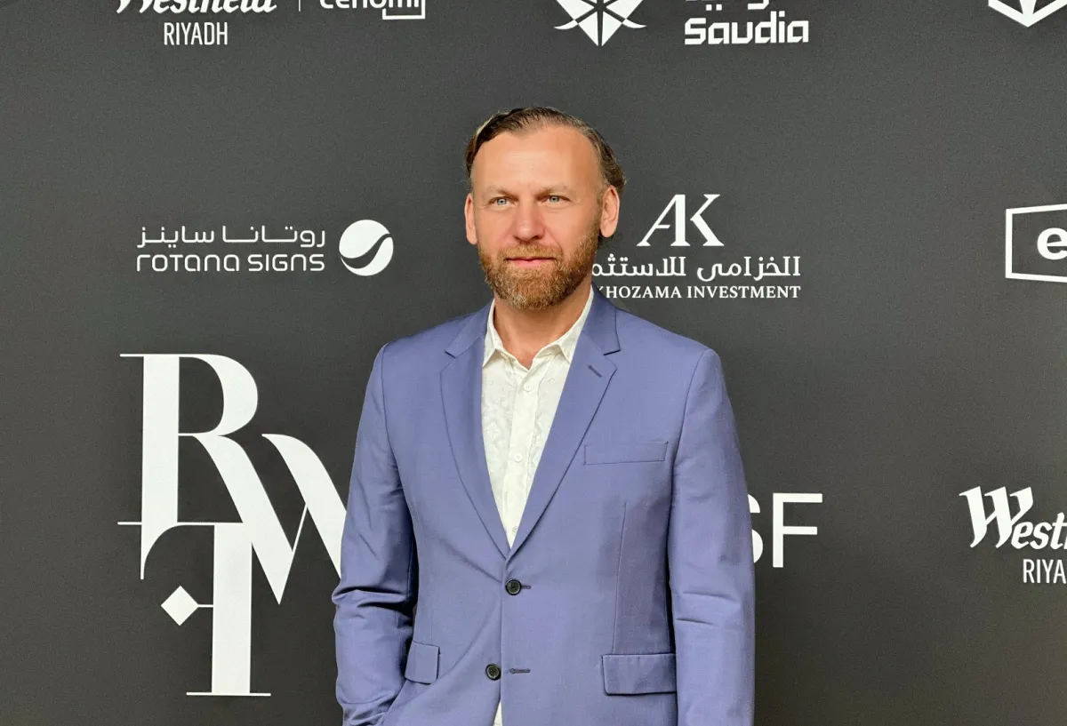 الرئيس التنفيذي لهيئة الأزياء بوراك شاكماك