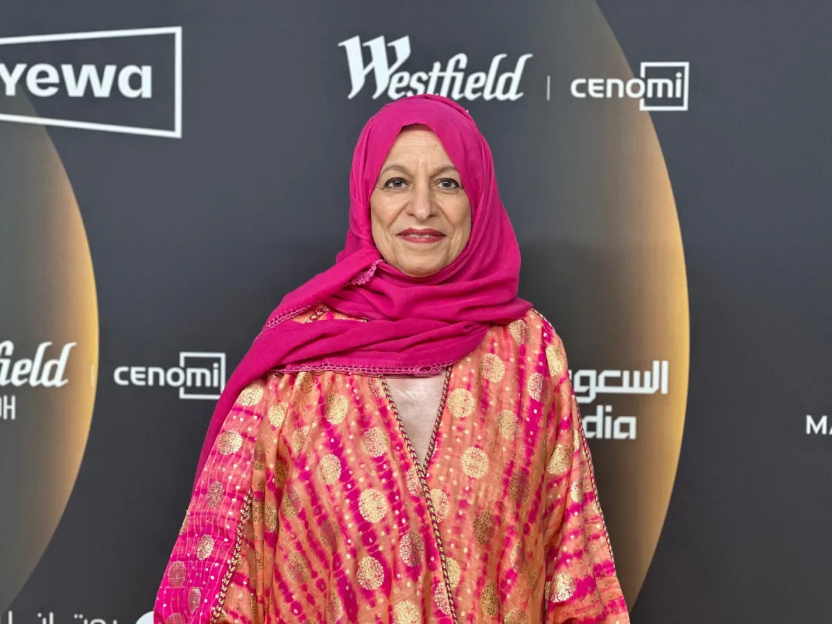 د. ليلى البسام الخبيرة في مجال التراث وأستاذ تاريخ الأزياء والمنسوجات التقليدية