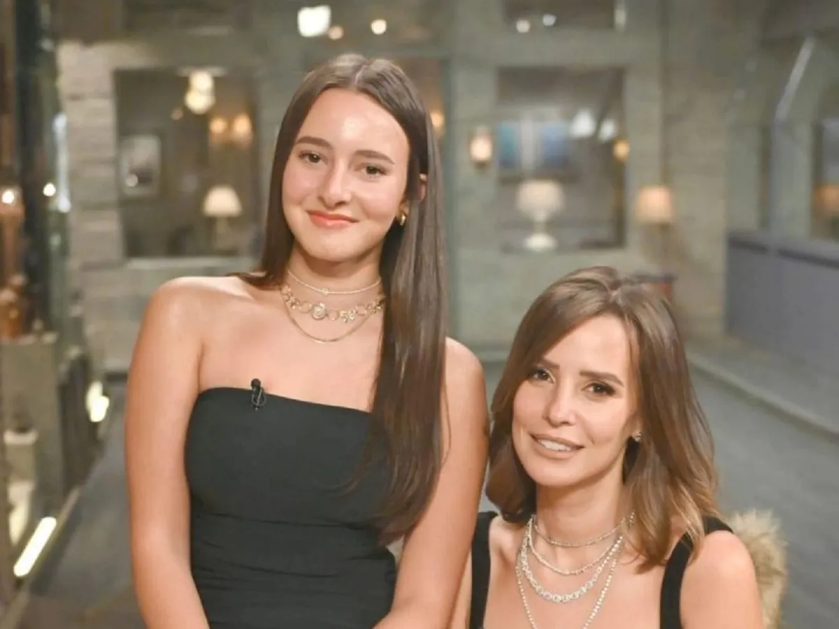 ايمان العاصى وابنتها ريتاج - الصورة من صفحة ايمان العاصى على فيس بوك