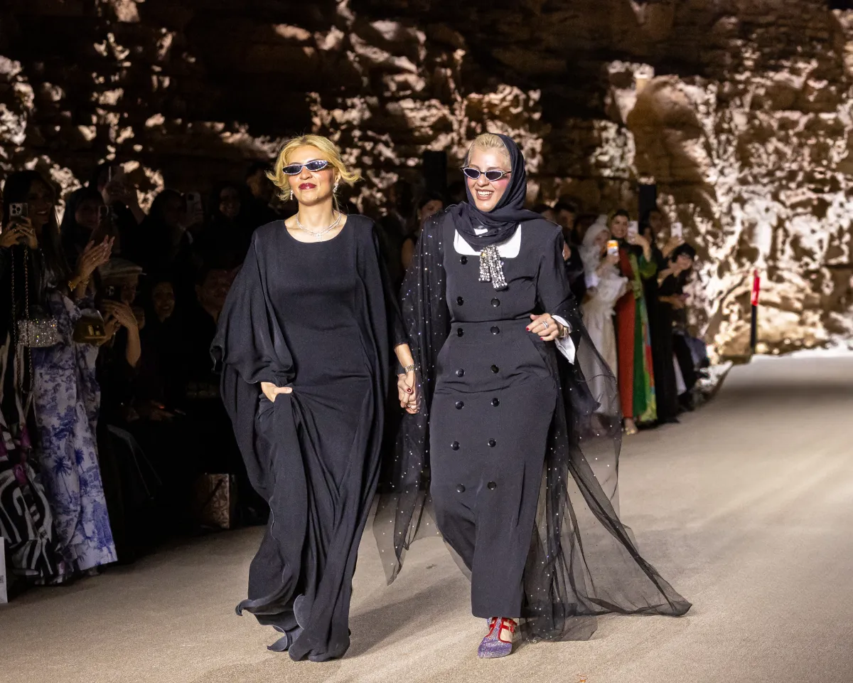 - الصورة من المكتب الاعلامي لأسبوع الأزياء في الرياض