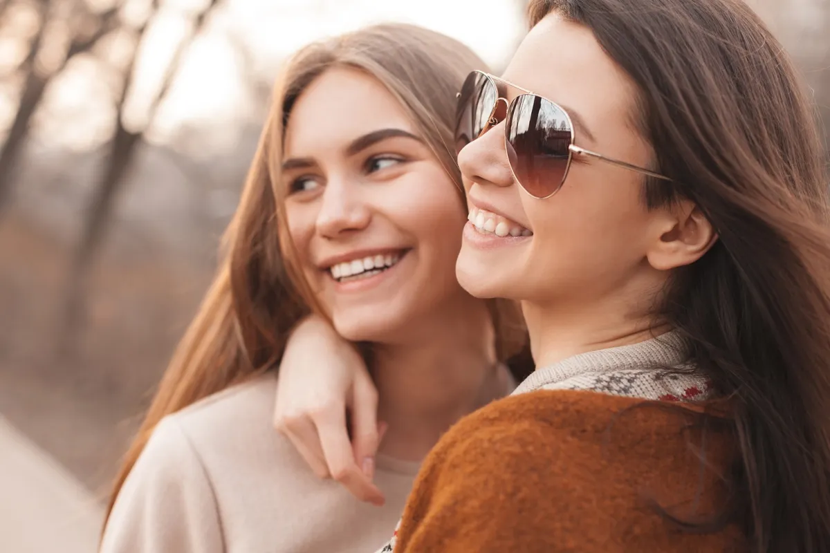 الصداقة الحقيقية يعزز الثقة بالنفس